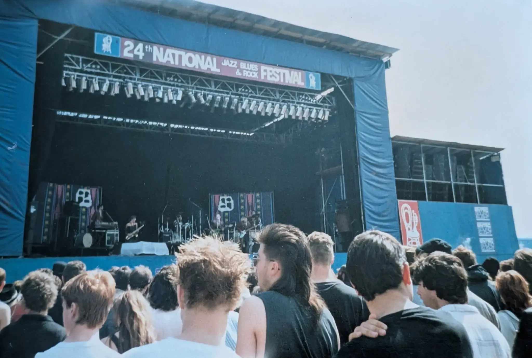 Cardiacs performing at Reading Festival, seen from the crowd on 24 August 1986
